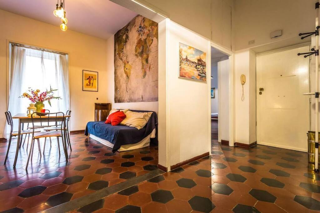 Una Chicca Nel Cuore Di Trastevere Lägenhet